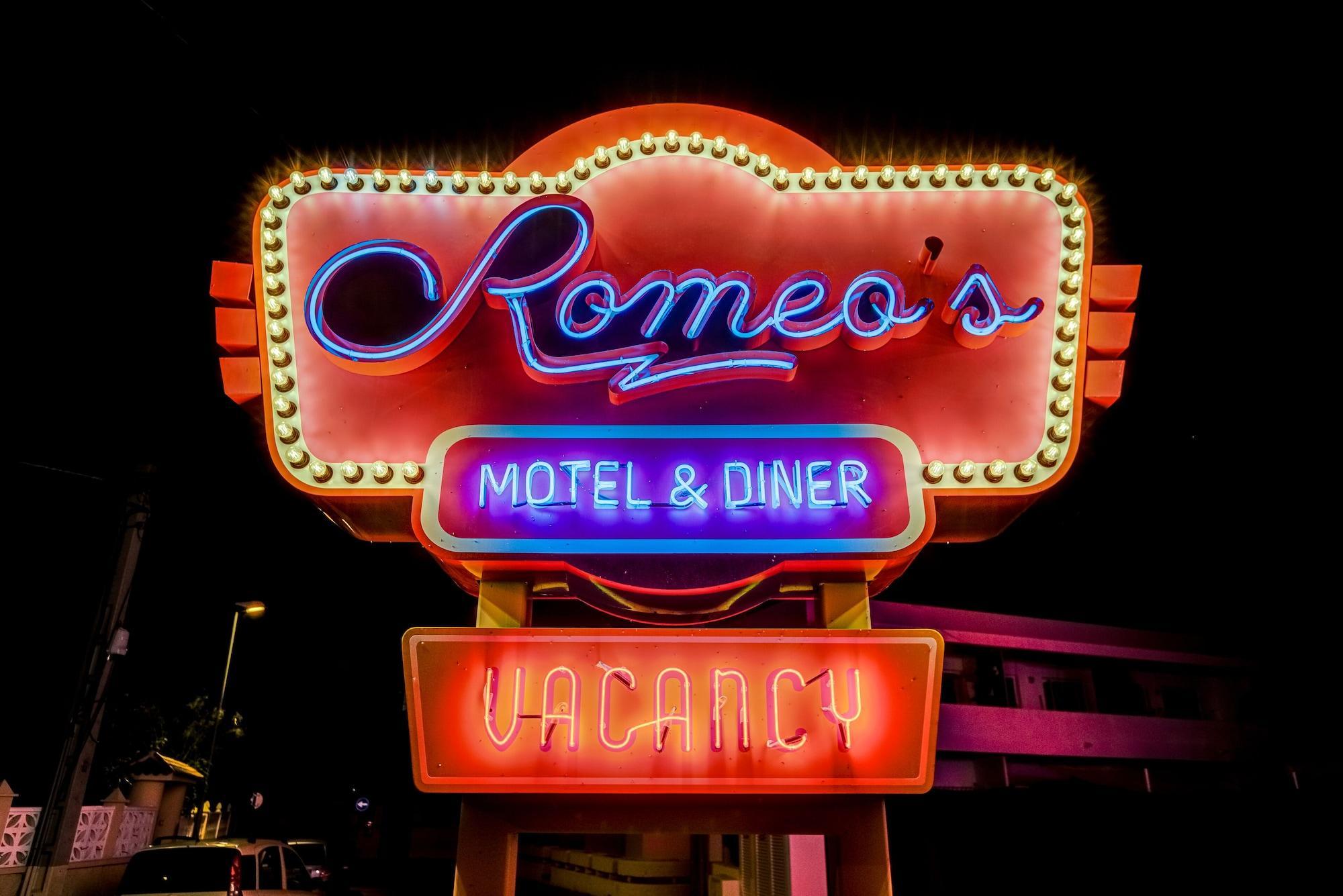 Romeos Ibiza - Adults Only Hotel San Antonio  Exterior photo